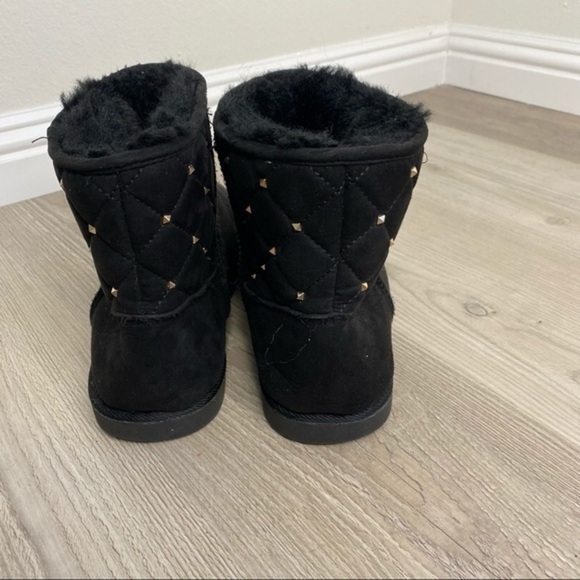 Juicy Couture black snow/winter boots - Picture 4 of 9